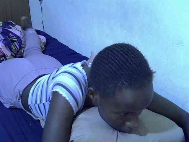 sexxy-maya1 webcam