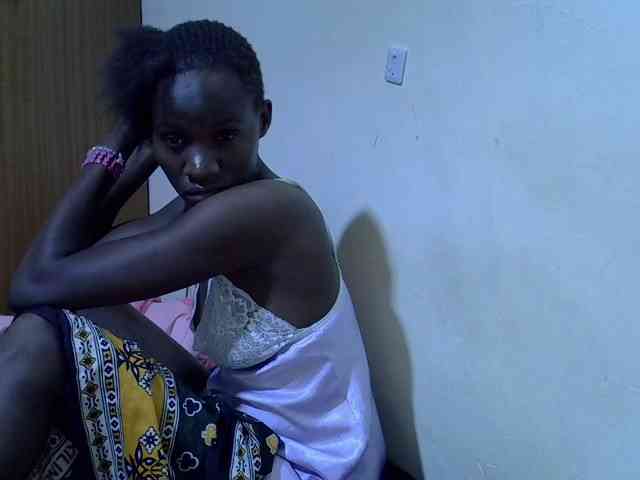sexxy-maya1 webcam