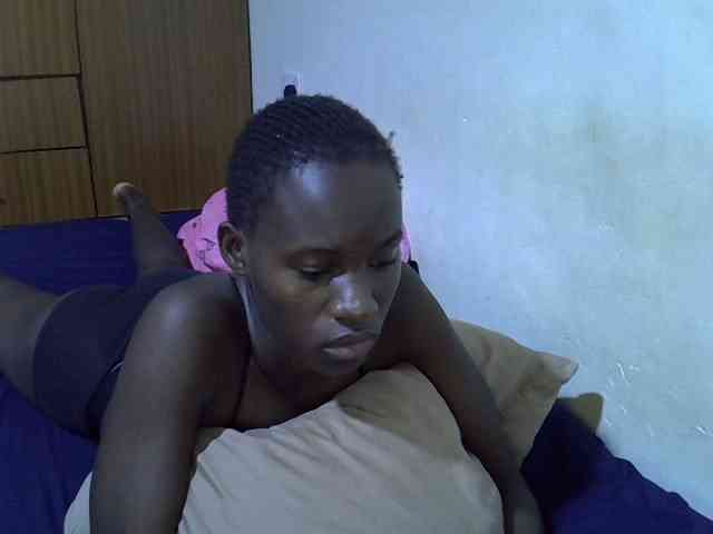 sexxy-maya1 webcam