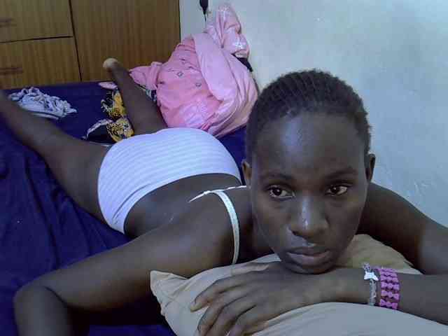 sexxy-maya1 webcam