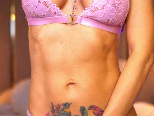 CamilaStarr webcam