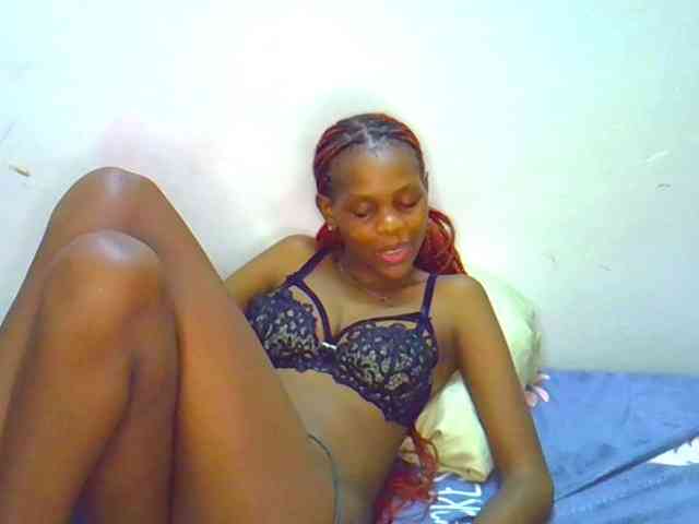 Sweetebony123 webcam