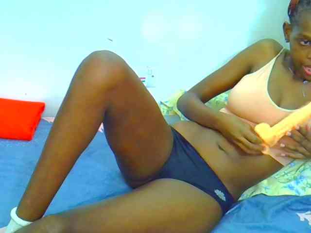 Sweetebony123 webcam