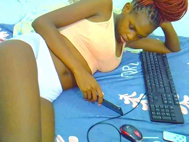 Sweetebony123 webcam