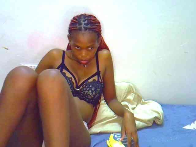 Sweetebony123 webcam