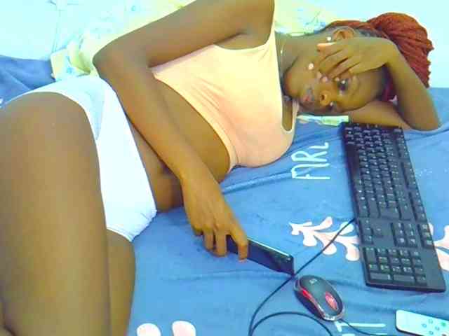 Sweetebony123 webcam