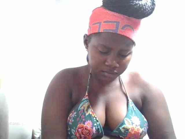 Loviepaula webcam