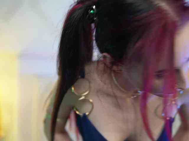 SaraiAngel webcam