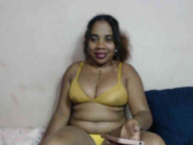 AlineEdena webcam