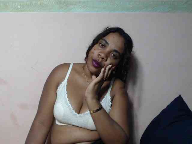 AlineEdena webcam