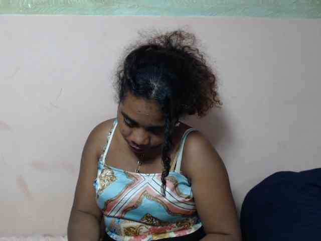 AlineEdena webcam