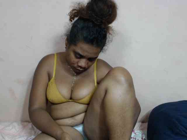 AlineEdena webcam
