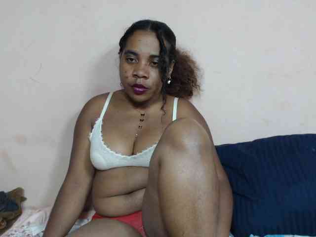 AlineEdena webcam