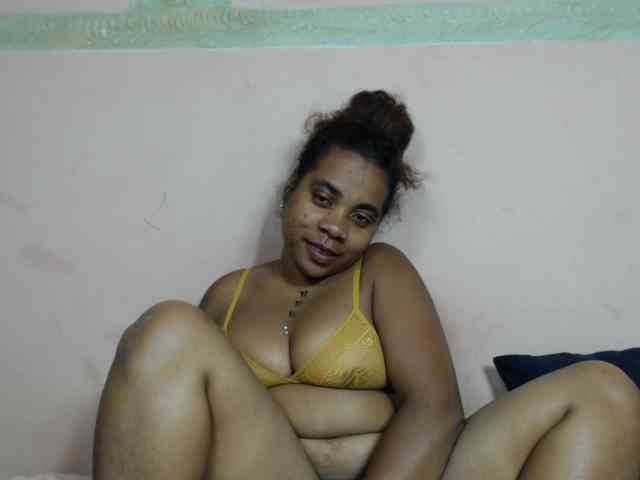 AlineEdena webcam
