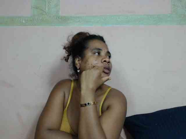 AlineEdena webcam