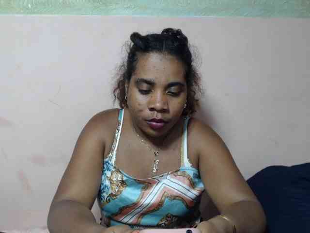 AlineEdena webcam