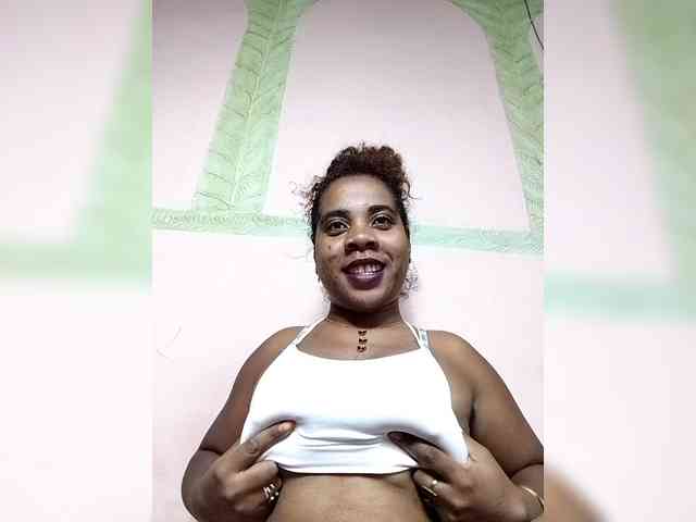 AlineEdena webcam