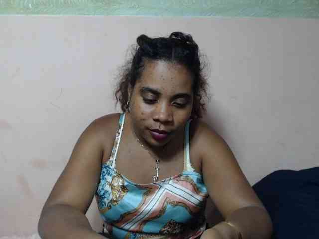 AlineEdena webcam