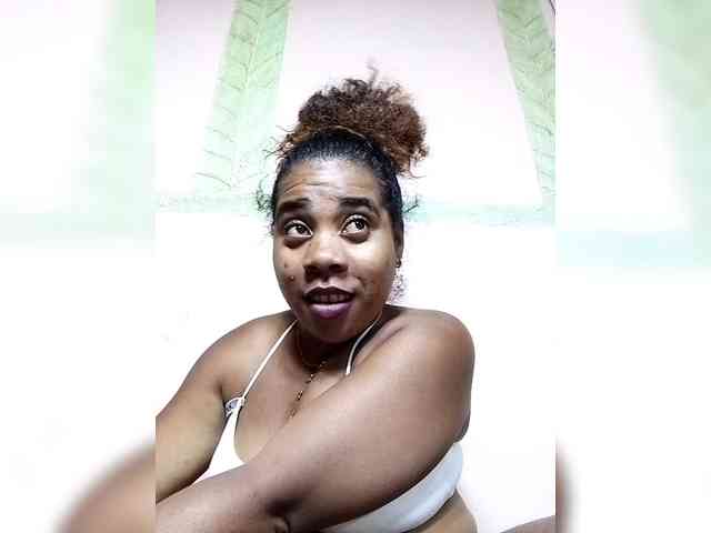 AlineEdena webcam