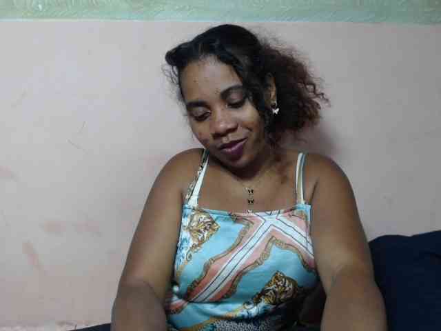 AlineEdena webcam