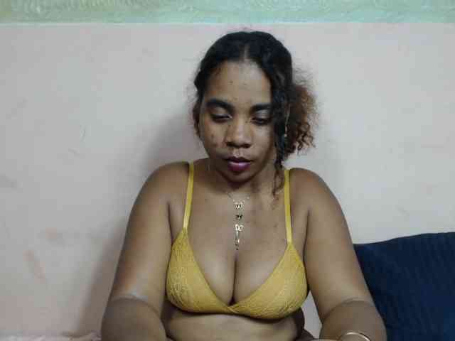AlineEdena webcam