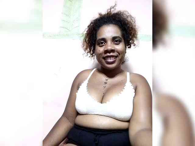 AlineEdena webcam