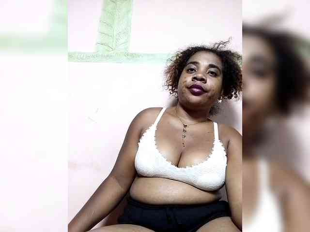 AlineEdena webcam