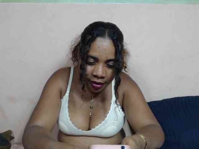 AlineEdena webcam