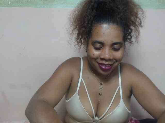 AlineEdena webcam