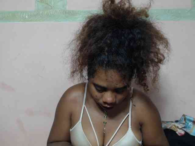 AlineEdena webcam
