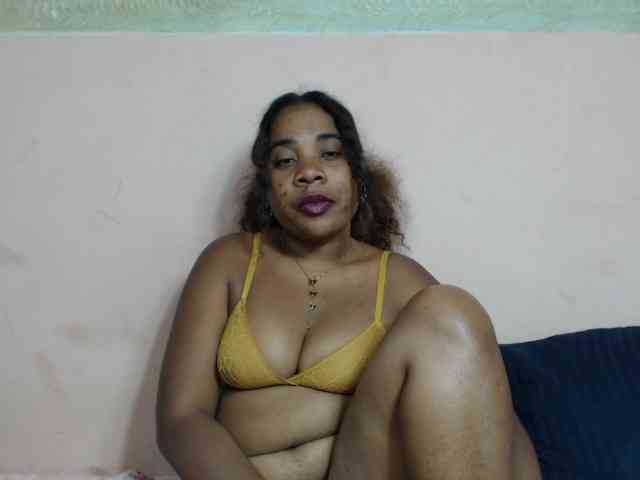 AlineEdena webcam