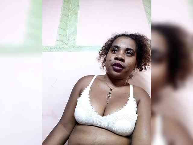 AlineEdena webcam