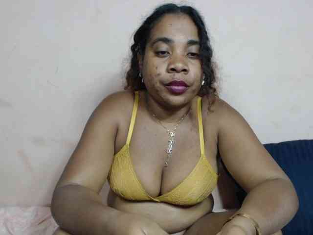 AlineEdena webcam