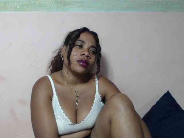 AlineEdena webcam