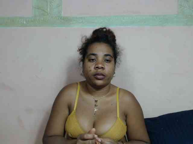 AlineEdena webcam
