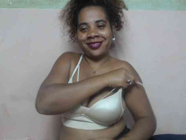 AlineEdena webcam