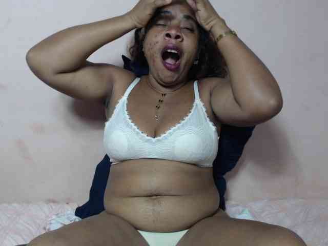 AlineEdena webcam
