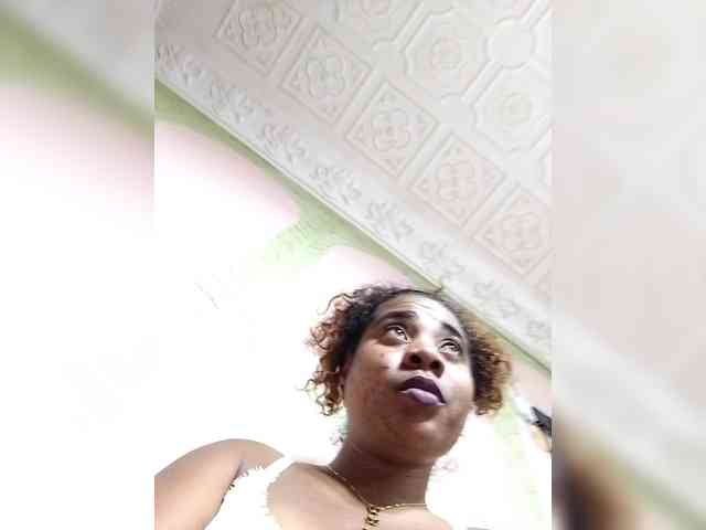 AlineEdena webcam