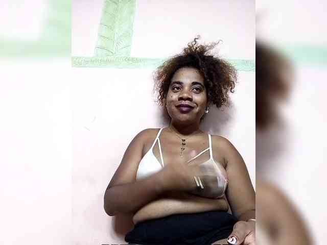 AlineEdena webcam
