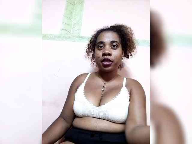 AlineEdena webcam