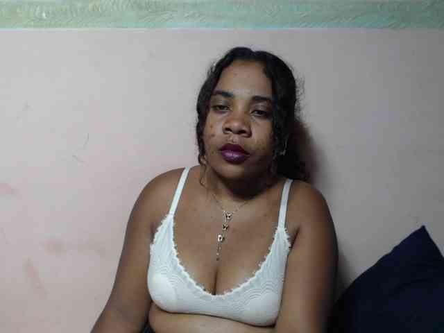 AlineEdena webcam