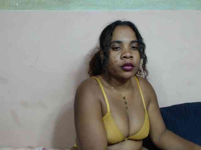 AlineEdena webcam