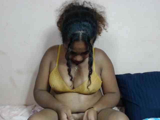 AlineEdena webcam