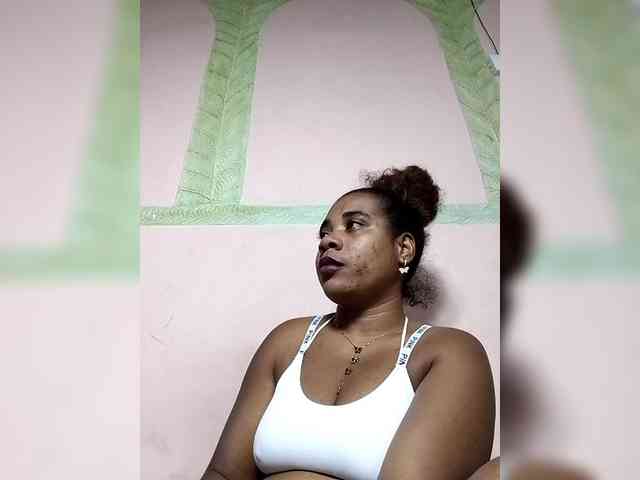 AlineEdena webcam