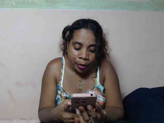 AlineEdena webcam