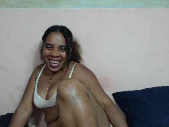 AlineEdena webcam