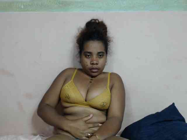 AlineEdena webcam