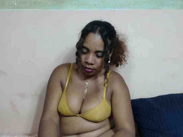 AlineEdena webcam