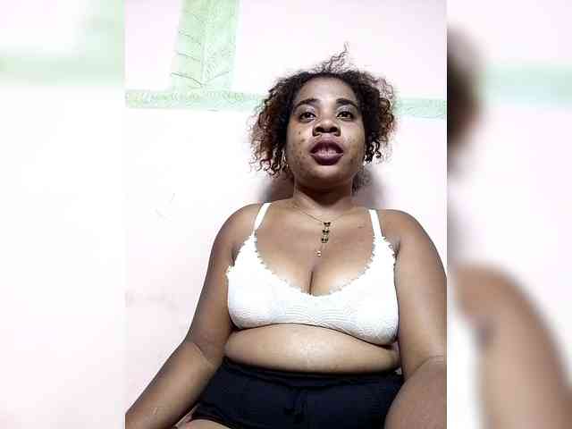 AlineEdena webcam