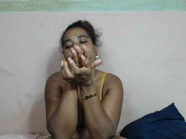 AlineEdena webcam